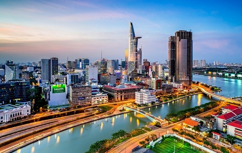 Việt Nam tiếp tục khẳng định vị thế là điểm sáng nổi bật về tăng trưởng kinh tế